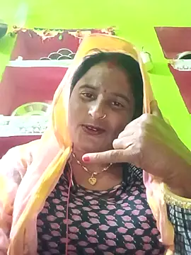 Quin love143 online show from 11.29.25