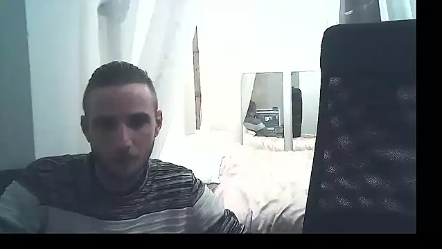 Snapshot of MickNanaa chatting on 11.13.25 MickNanaa online show from 11.13.25