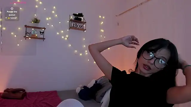 Tamara Aluna  online show from 12.16.25