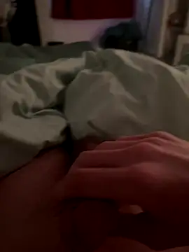 groschibre40100 online show from 11.17.25