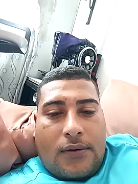 Snapshot of tutancamin chatting on 11.09.25 tutancamin online show from 11.09.25