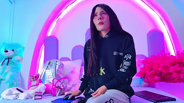 BunnySexyy18 online show from 03.13.26