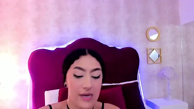 EllaEvanz online show from 12.20.25