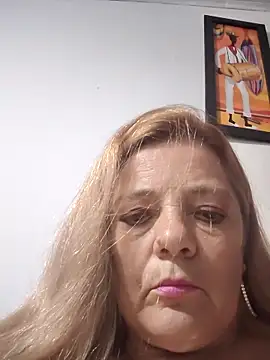 karlaanqui1 online show from 04.17.26