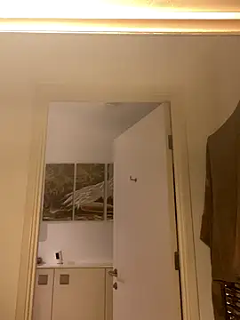 Snapshot of VenusEliteCo chatting on 11.09.25 VenusEliteCo online show from 11.09.25