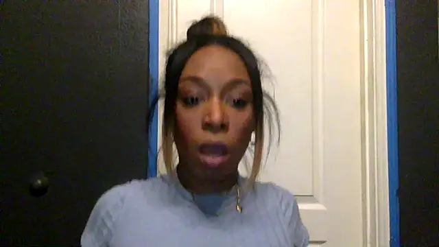 0shunsquirts online show from 12.13.25