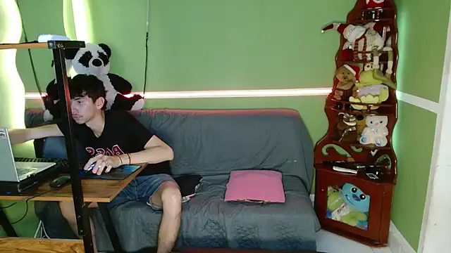 Kurt williams1 online show from 11.26.25