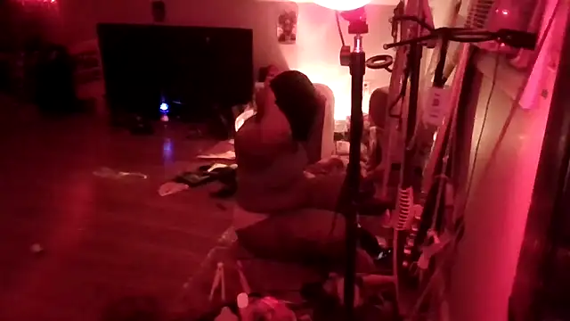 Dusaa  online show from 03.16.26