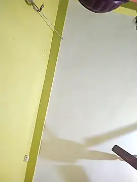 hootmom online show from 11.09.25