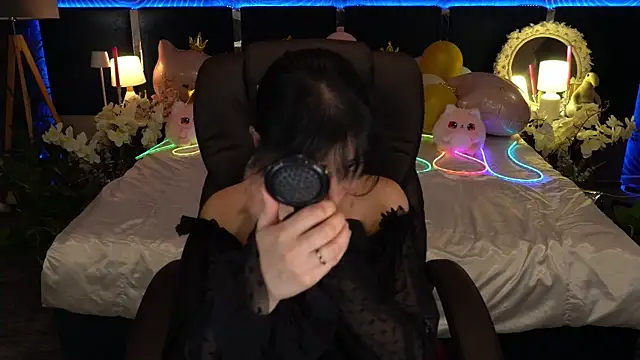 Snapshot of CarolinaaFoxyyy chatting on 07.30.26 CarolinaaFoxyyy online show from 07.30.26