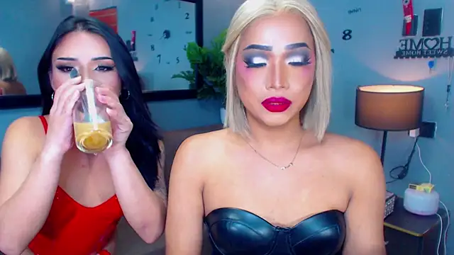 SavageSisters online show from 11.09.25