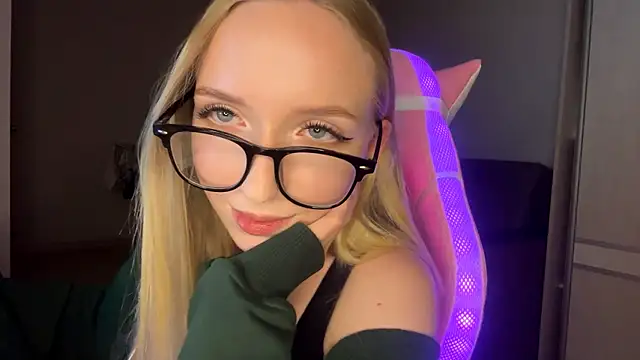 LaceDream online show from 11.11.25