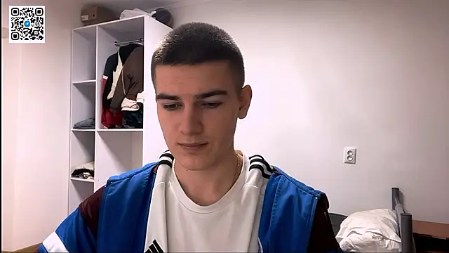 Snapshot of _BarePulse chatting on 02.02.26 BarePulse online show from 02.02.26