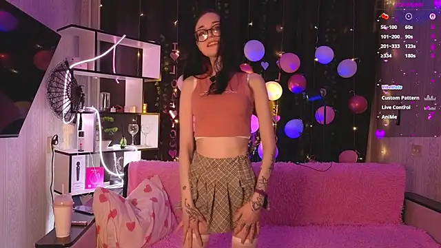 Snapshot of GirlFromHell88 chatting on 05.09.26 GirlFromHell88 online show from 05.09.26