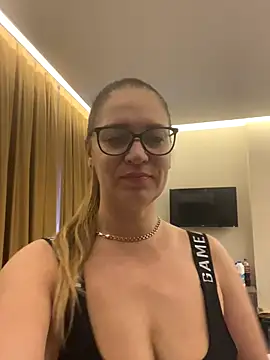 Milana8263 online show from 12.23.25