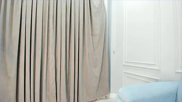 rose hitakayama online show from 11.30.25