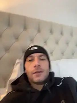 Kinkycouple142 online show from 01.17.26