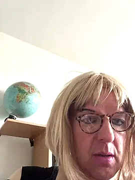 simone xdressing online show from 10.12.25