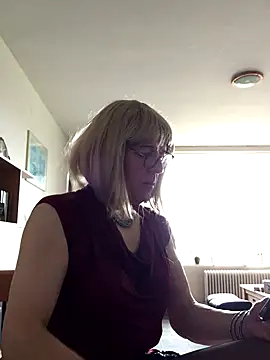 simone xdressing online show from 11.09.25