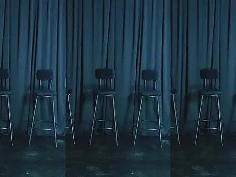 Snapshot of MK-006 chatting on 12.20.25 MK-006 online show from 12.20.25