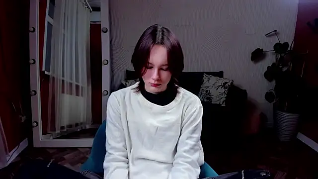 Annie Way online show from 11.24.25