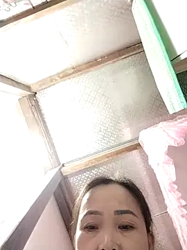 Feeling-hot online show from 12.19.25