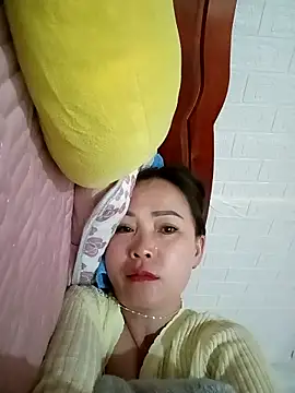 Feeling-hot online show from 02.10.26