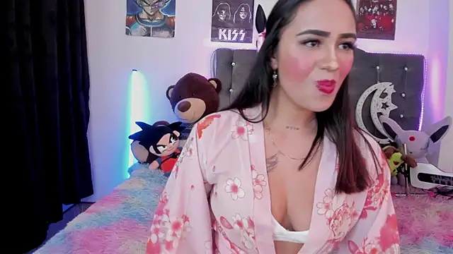 Snapshot of lunabritton1 chatting on 12.15.25 lunabritton1 online show from 12.15.25