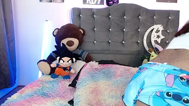 Snapshot of lunabritton1 chatting on 02.26.26 lunabritton1 online show from 02.26.26