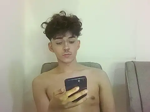 aallenbiju online show from 11.10.25