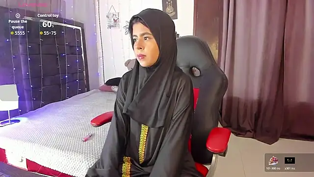 NaylaAbadi online show from 11.19.25