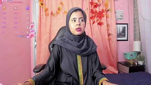 NaylaAbadi online show from 12.05.25