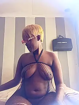 CurvyBabe36 online show from 04.05.26