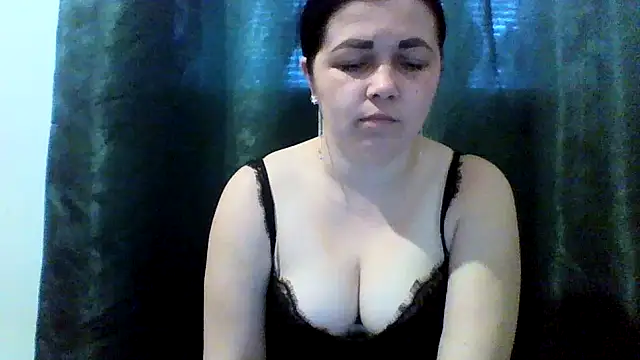 Snapshot of Vitalina282128 chatting on 04.25.26 Vitalina282128 online show from 04.25.26