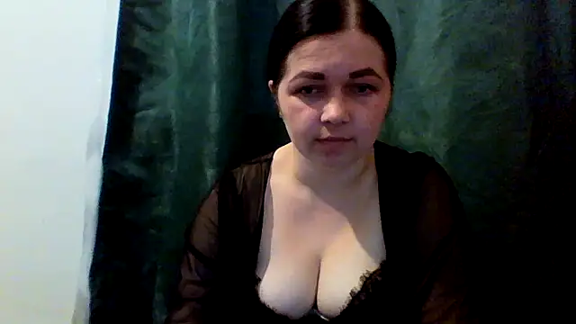 Snapshot of Vitalina282128 chatting on 05.23.26 Vitalina282128 online show from 05.23.26
