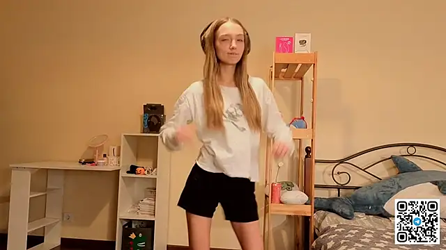 HoaPatton online show from 12.04.25