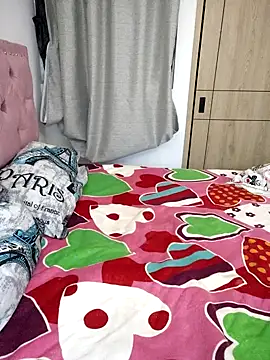 Sarah Lark- online show from 11.27.25