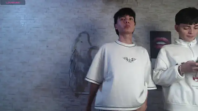 axel milo kairo and noa online show from 02.11.26