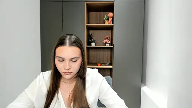 Snapshot of ElwandaMcilvain chatting on 11.11.25 ElwandaMcilvain online show from 11.11.25