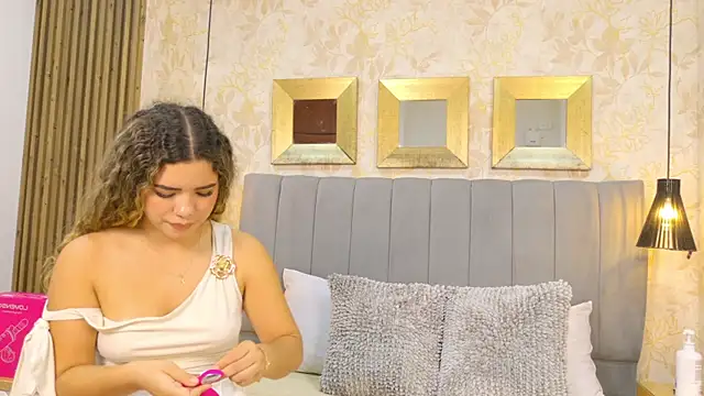 Snapshot of Anastasia_gb chatting on 05.15.26 Anastasia gb online show from 05.15.26