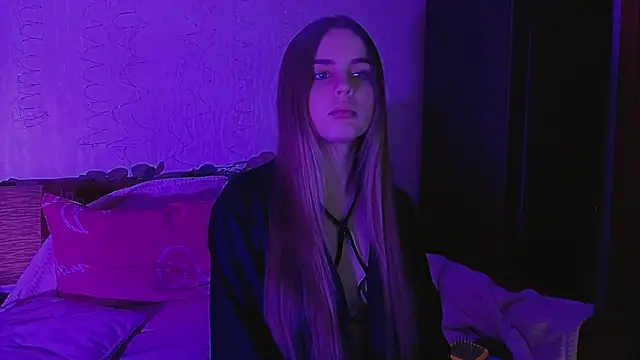 AlicaLOVEalisa777 online show from 12.17.25