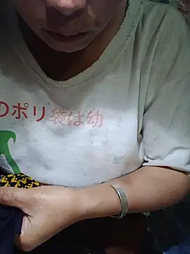 Snapshot of girl-hot2x chatting on 06.21.26 girl-hot2x online show from 06.21.26
