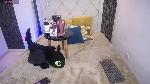 Samu FoXXX online show from 11.24.25