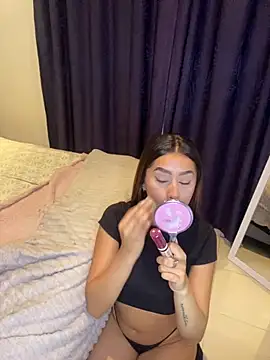 lauren clauz online show from 11.20.25