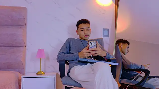 Snapshot of Imtavo chatting on 02.13.26 Imtavo online show from 02.13.26