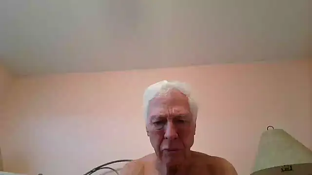 Snapshot of capttp chatting on 03.23.26 capttp online show from 03.23.26