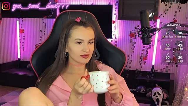 -RED HAT- online show from 04.17.26