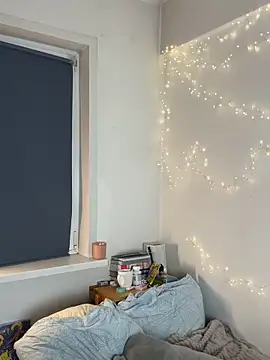 yoyogirlx online show from 02.07.26