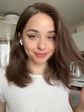 yoyogirlx online show from 07.01.26