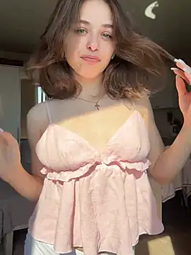 yoyogirlx online show from 07.21.26